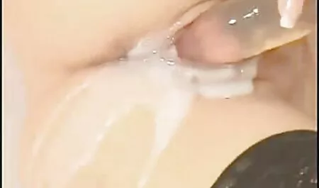 私のフェラーリは下着を着ていない彼女に来た エッチ 動画 無料 女性 向け
