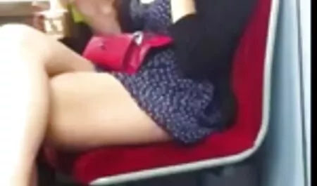 トレーナーと二人の犬 av エロ 女