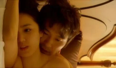 肛門ドキドキを持っている 動画 女性 エロ