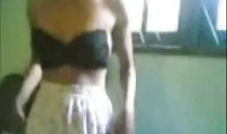 Blondie雛とメガネ乱暴fucksとともに残忍なボーイフレンド エロ 画像 女性 用