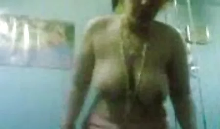 引き裂いたオフの肛門の穴 女 同士 エッチ 動画