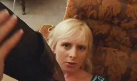 ゾーヤはショックで男のストレスを和らげる離婚しました 女性 の 為 の 無料 エッチ 動画