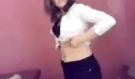 大きな黒いコックを登る エロ 動画 女性 アニメ